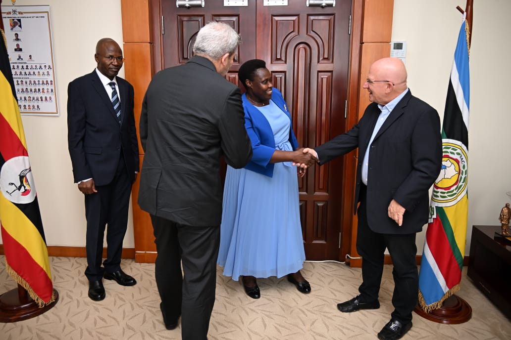kapatuniversity's tweet photo. Karamoja Peace and Technology University (KAPATU) Project Council Chairperson, @TSeverinoAdv, led a team of Israeli investors, including Mr. Zeev Shiff and Mr. Yaron Carmi, CEO of Impala Technologies Ltd, to meet H.E. @jessica_alupo, the Vice President of Uganda, at her office. https://t.co/2lcaL4X3bp