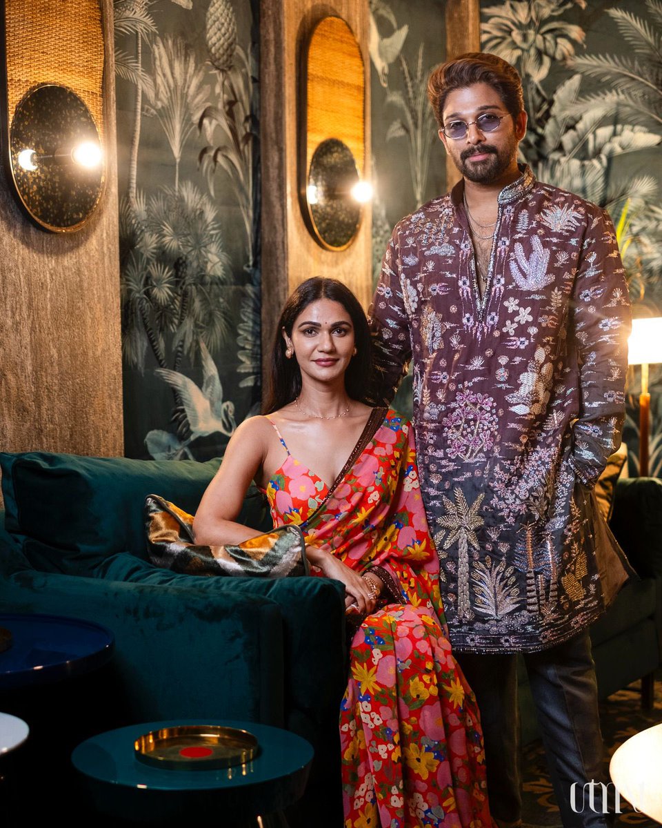 Team Allu Arjun (@teamaaofficial) on Twitter photo Icon star @AlluArjun & #AlluSnehaReddy garu spreading festive cheer and love 🪔
Wishing everyone a sparkling and joyous Diwali ✨ Icon star @AlluArjun & #AlluSnehaReddy garu spreading festive cheer and love 🪔
Wishing everyone a sparkling and joyous Diwali ✨