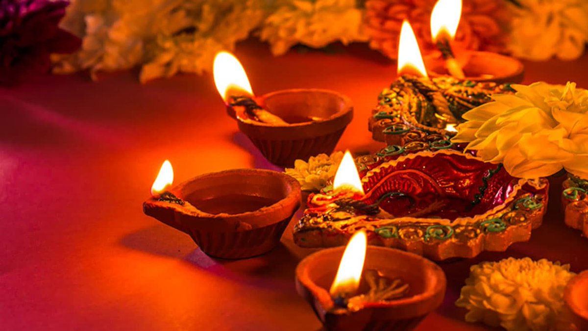 সবাইকে কালীপূজা ও দীপাবলির শুভেচ্ছা 🔥🙏