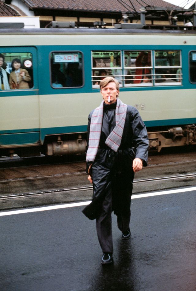 dieworkwear's tweet image. most people don't want politics that hurt other people. we just want a long overcoat like david bowie and affordable housing