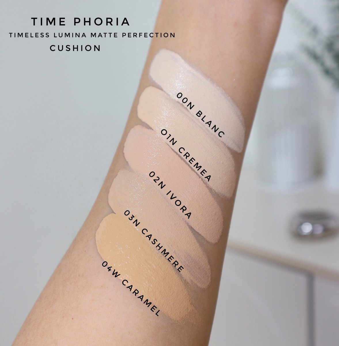 คุชชั่น Time Phoria 
ฟินิชแมตต์กำมะหยี่ เนื้อบางเบลอรอยไม่เข้มมากได้ดี ส่วนตัวว่าเกาะผิวดีเลย