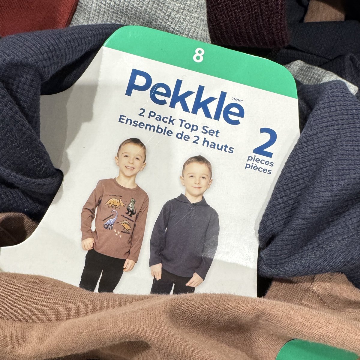 RyanVoutilainen's tweet image. Saw this at Costco today and had to do a double take and check the spelling… only those who speak or understand Finnish will know.
😅😅

#Finland #VeryFinnishProblems #IYKYK