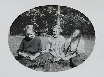 andersartig-gedenken-on-stage tweet media