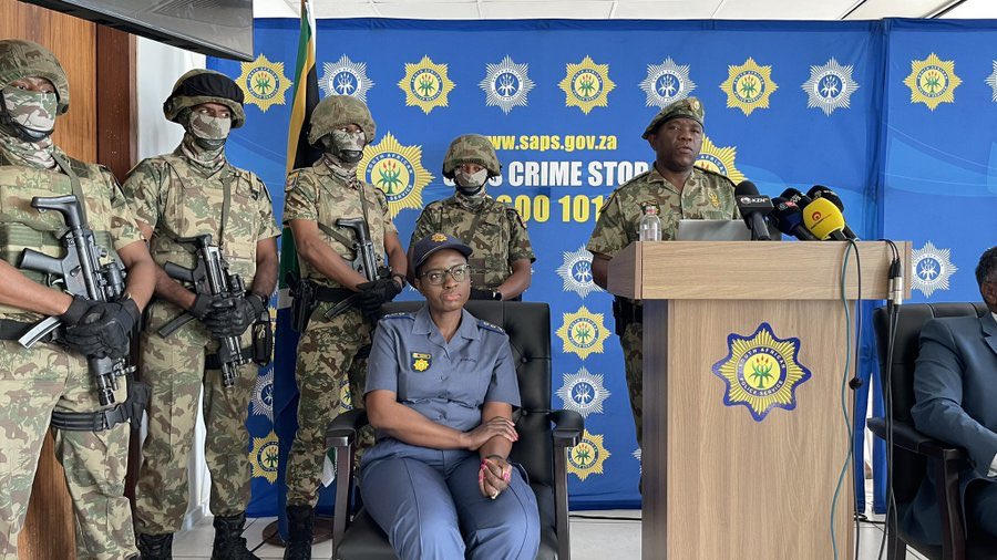 BREAKING NEWS : The Smear Campaign Against Lt. Gen. Nhlanhla Mkhwanazi:
recent headlines, like the Rolex theft allegations against Mkhwanazi's elite task team, fit squarely into what South Africans see as a coordinated effort to discredit him. The people say it’s won’t work….