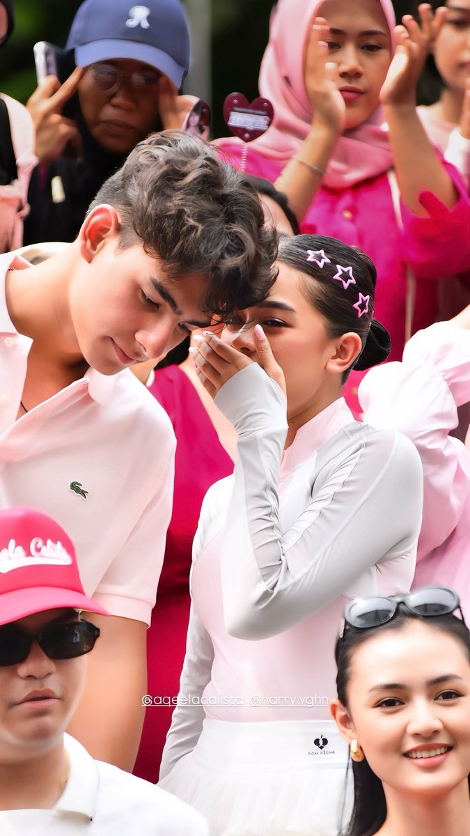lockbils's tweet photo. cakep banget ni anak dua https://t.co/x79cqG5Zlc