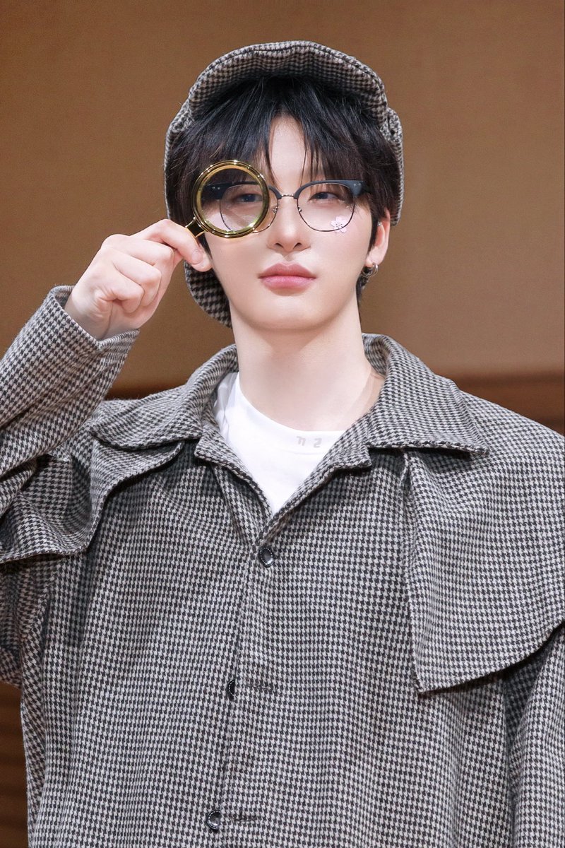 ✩˚｡⋆ ·. 🔎 ༄࿔ ⊹₊⟡⋆

:¨·.·¨: 
 `·..#서호 #SEOHO