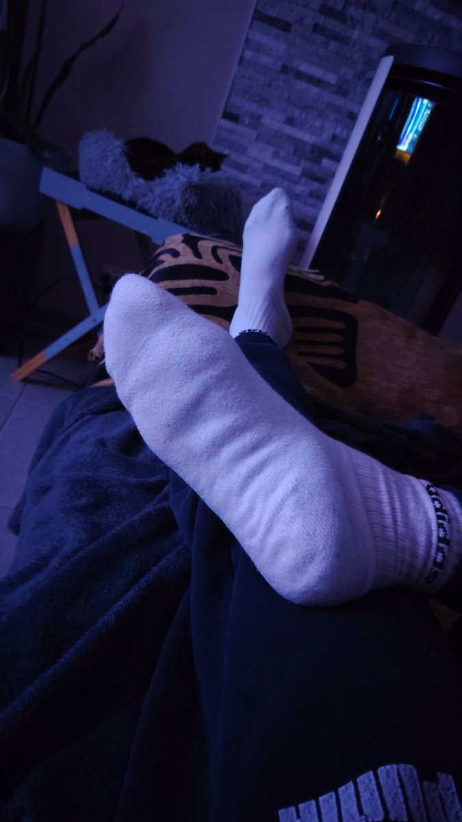 kiffefeetsocks's tweet photo. 😃😉 https://t.co/Koq3wfL14z