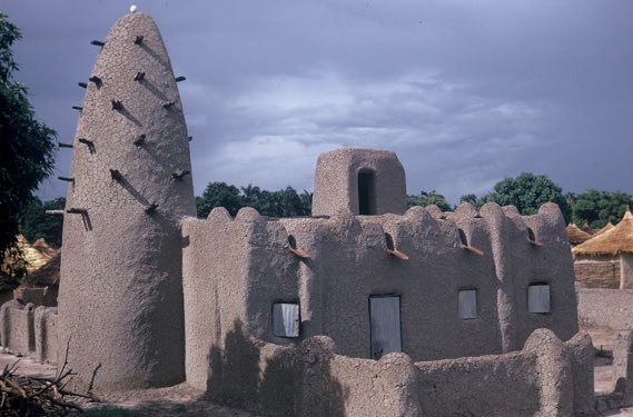 Baakouu's tweet image. Les différents styles architecturaux au Mali