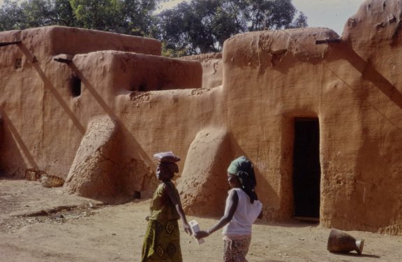 Baakouu's tweet image. Les différents styles architecturaux au Mali