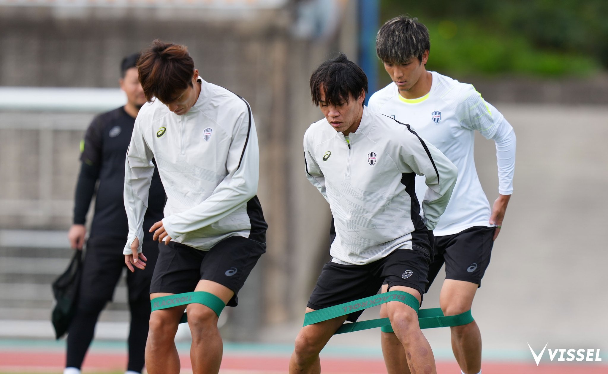 ヴィッセル神戸練習着 ヴィッセル神戸練習着 - メルカリ