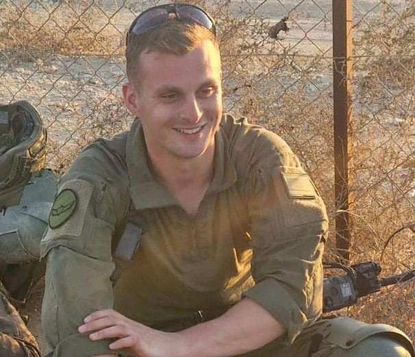 🇮🇱 #ISRAËL > GUERRE DE GAZA — Itay Yavetz (21 ans, de Modi'in) est le 917ème soldat de Tsahal tombé depuis le 7 octobre et le 469ème au cours des opérations de l'armée israélienne au sein de la Bande de Gaza.

Combattant dans l'unité 932 de la Brigade d'infanterie Nahal, il a été