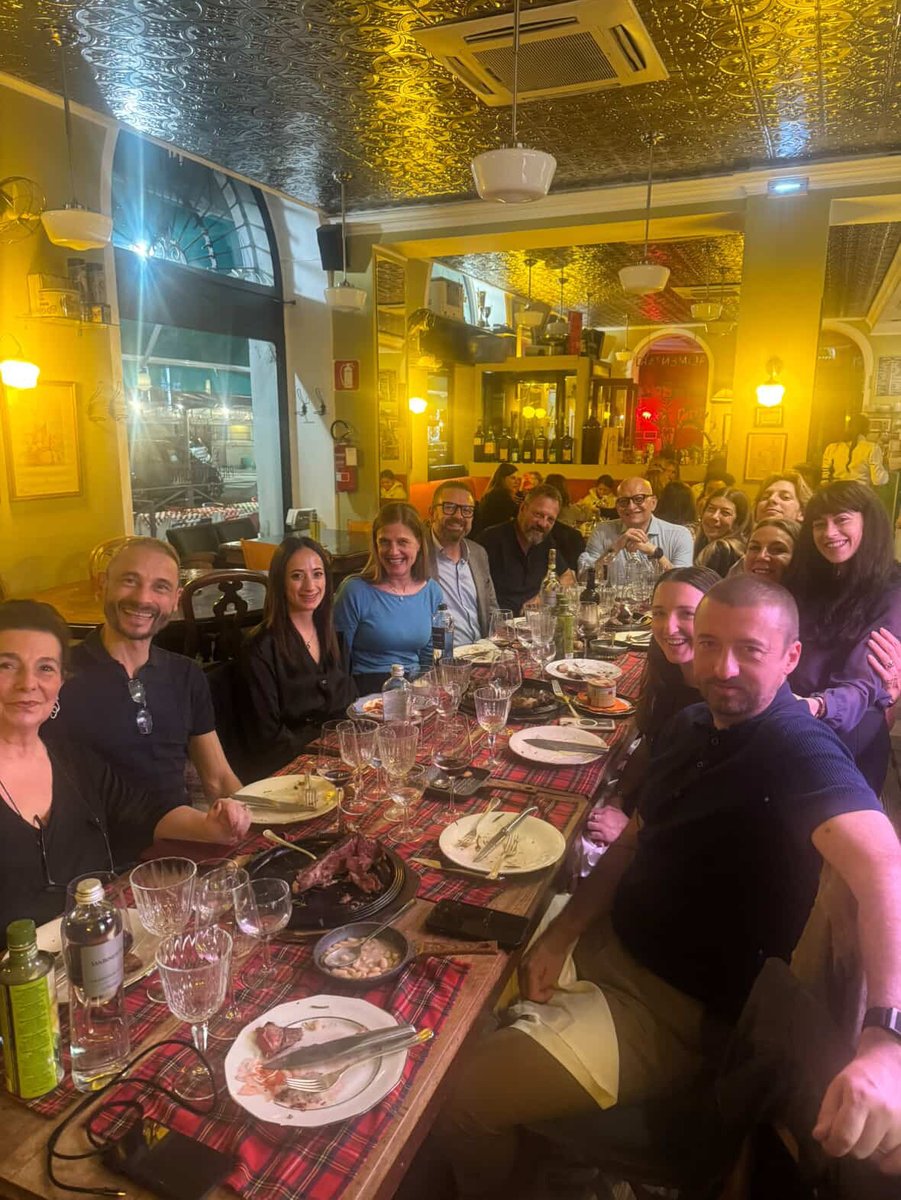 CosimoLibardo's tweet image. The good people!
