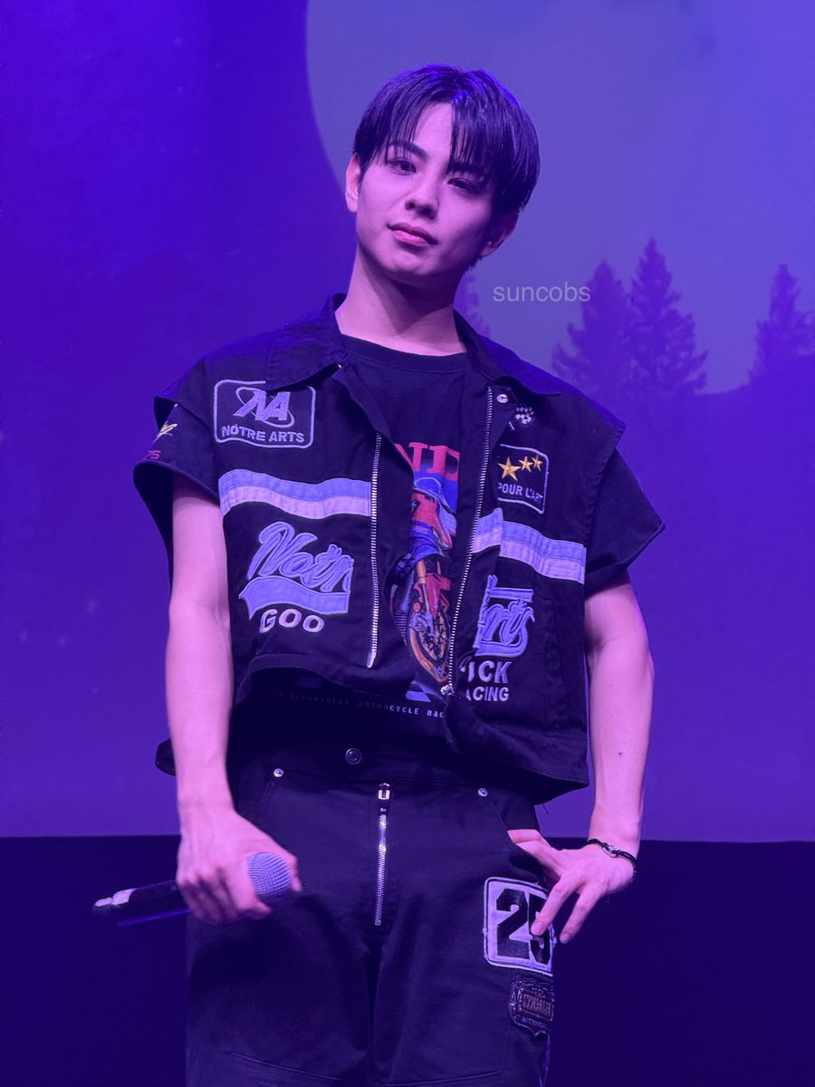 kiara ♡ tweet media