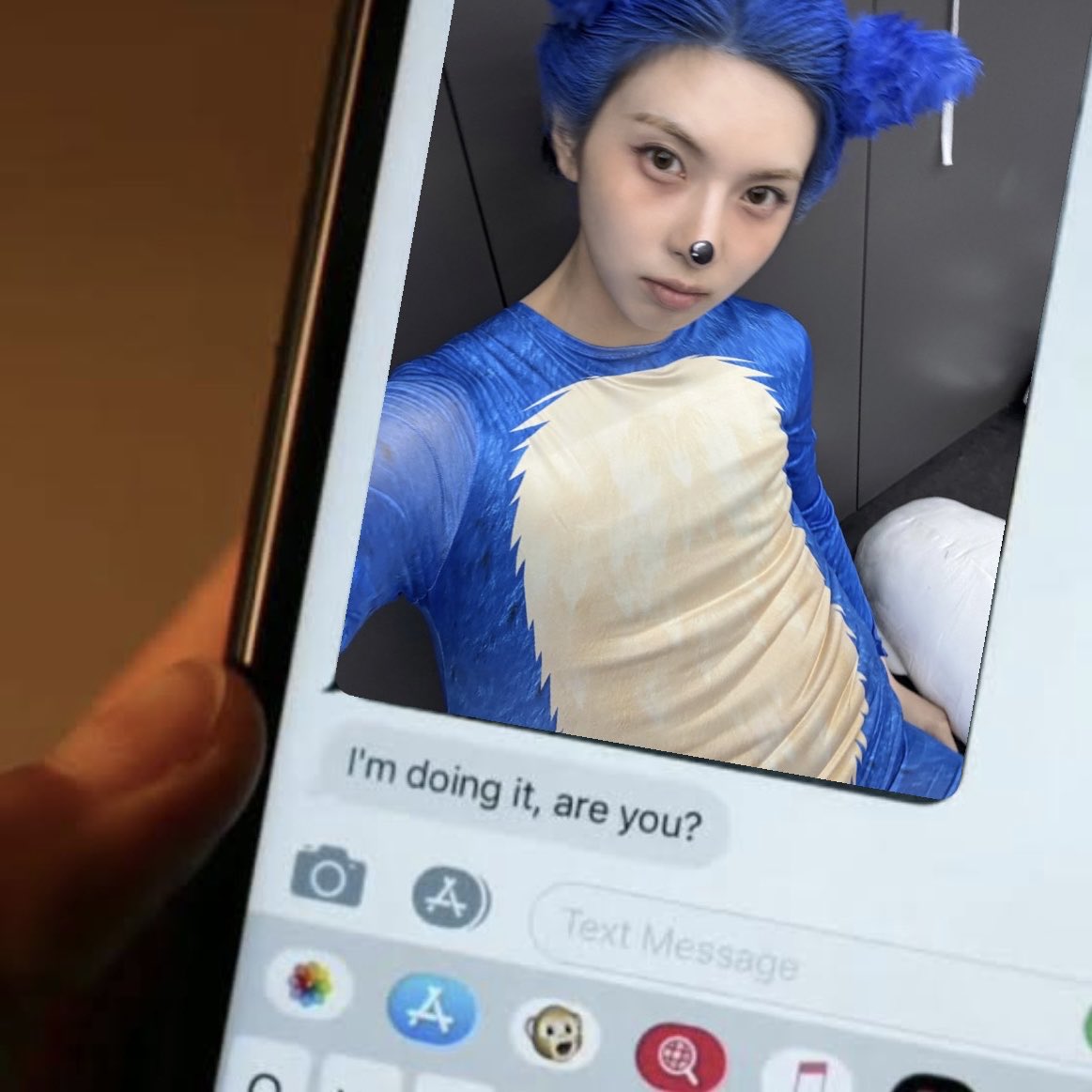 krystal ᵕ̈ 13/10 BLUE VALENTINE (@lilysloml) on Twitter photo 