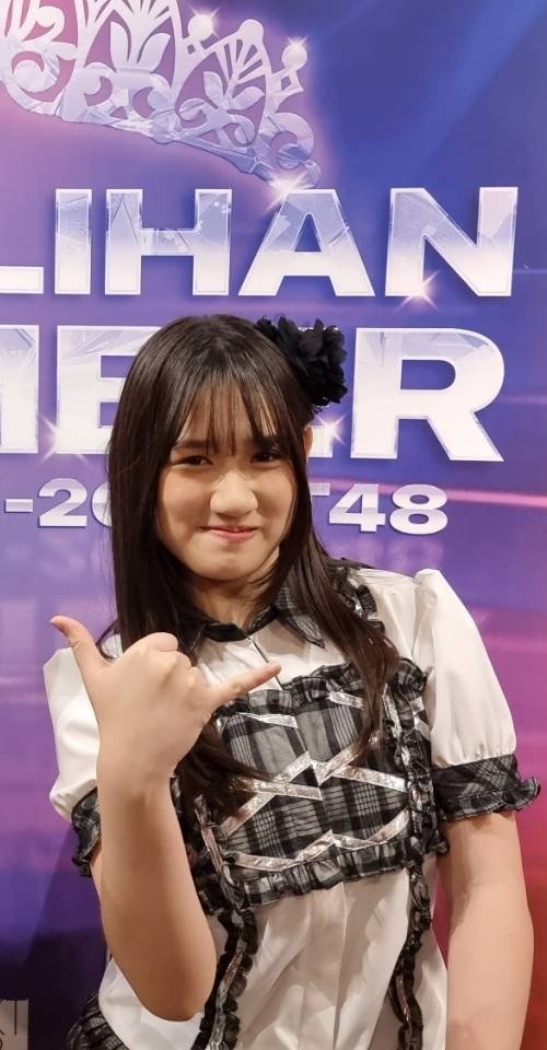 Dandi_2424's tweet photo. BDBH INVASION PERSONAL MEET & GREET FESTIVAL - SISTER REUNION

Mendekati event MnG JKT48 yang akan dilaksanakan pada tanggal 25 Oktober 2025, rasanya seperti ada yang kurang jika BDBH tidak melakukan invasi MnG ke Member JKT48. 

Dengan segala keseruan MnG yang akan terjadi, kali ini kami akan menginvasi MnG Cathleen Nixie sesi 7 & Raisha Syifa sesi 6.

Tunggu apa lagi? Mari kita lakukan invasi sebelum kehabisan, guys!