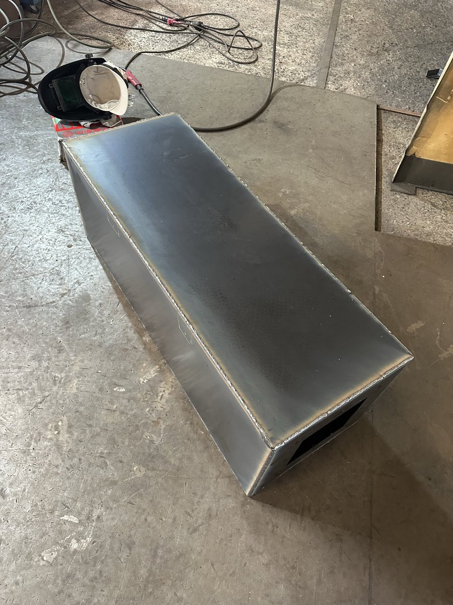 鉄工所の息子25年やってきて、やっとちゃんと溶接練習しだした