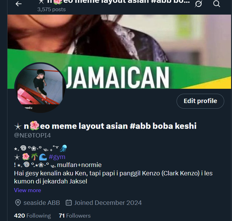 NE0TOPI4's tweet image. Hai gesy kenalin aku Ken, tapi papi i panggil Kenzo (Clark Kenzo) i les kumon di jekardah Jaksel my favorite my mine gue #rnb okay peace oke ✌️🕊️ #layout  #musictwt #aesthetic