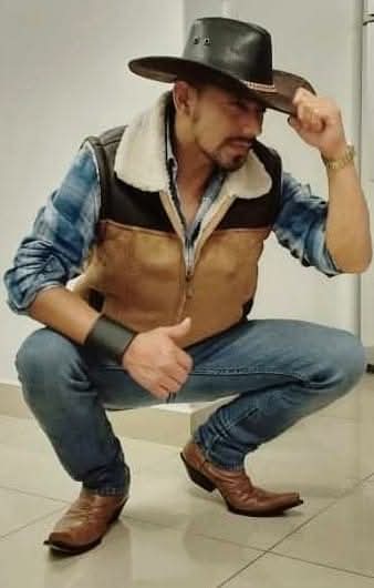 Enrique boots (@enrique49482529) on Twitter photo 