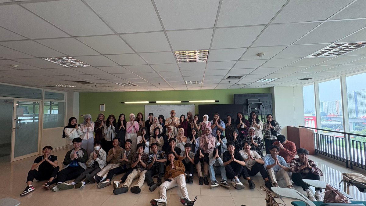 Rahmad | Management Student tweet media