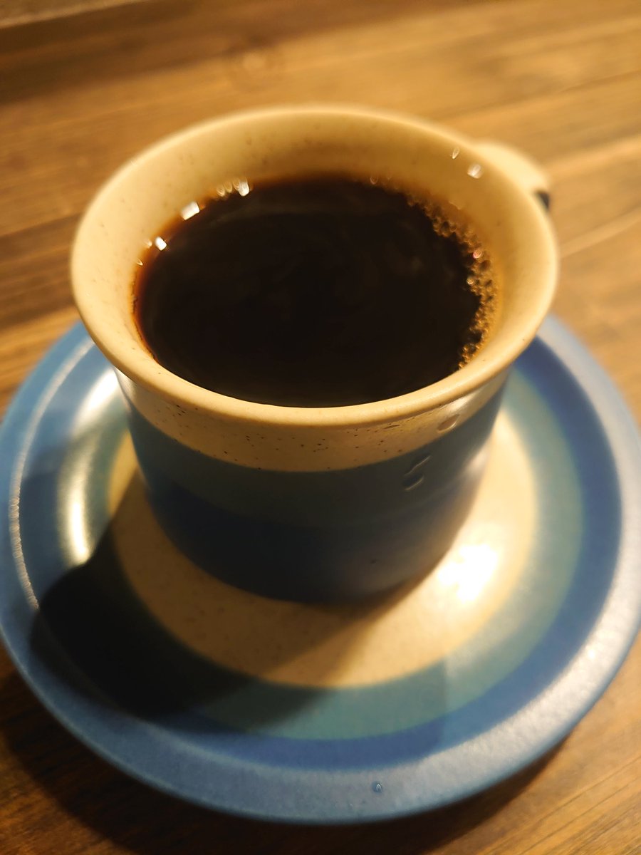 仕事前に珈琲を

#Awhilecoffee さん
#モンデンキント さん