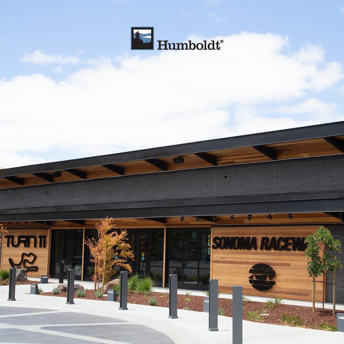 architectmag's tweet image. Sonoma Raceway Features Beautiful Redwood

Turn 11 at Sonoma Raceway prominently features beautiful Humboldt Sawmill redwood boards, pattern stock, and timbers. @GetRedwood 

👉 Learn more: bit.ly/3KpnoHa

#Architecture #Redwood #WoodDesign #SustainableBuilding