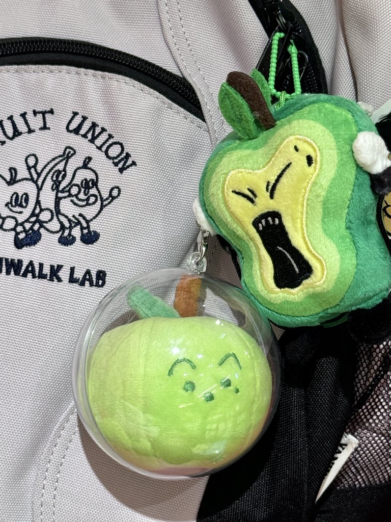 MarkLeeBar tweet media