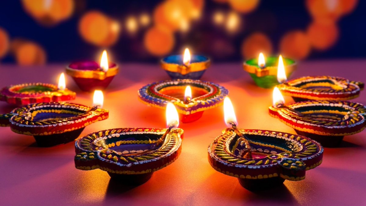 arcrandom's tweet image. Wishing you and all a very happy #Deepavali