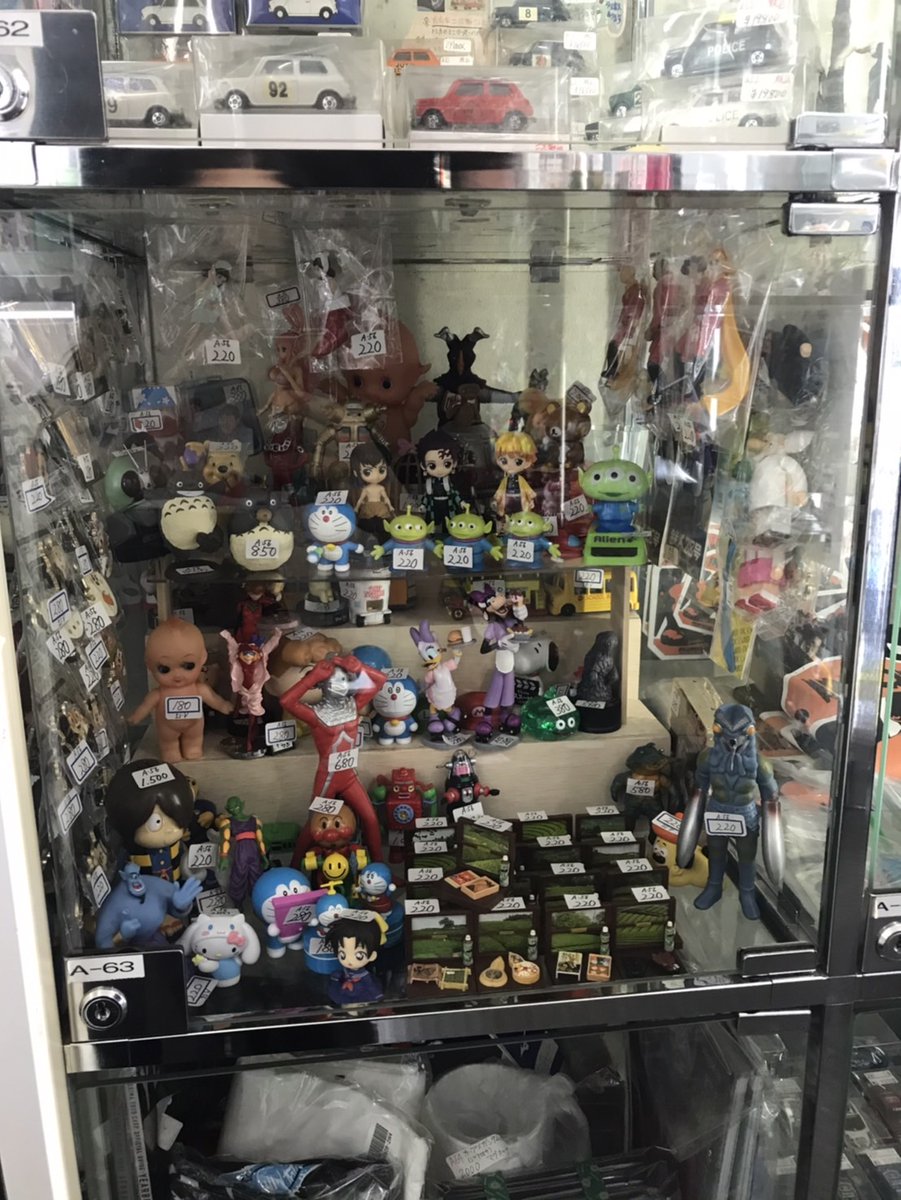 ウルトラセブン、ジオラマフィギュアセット6体、ケース付きは2体 ウルトラセブン、ジオラマフィギュアセット6体、ケース付きは2体