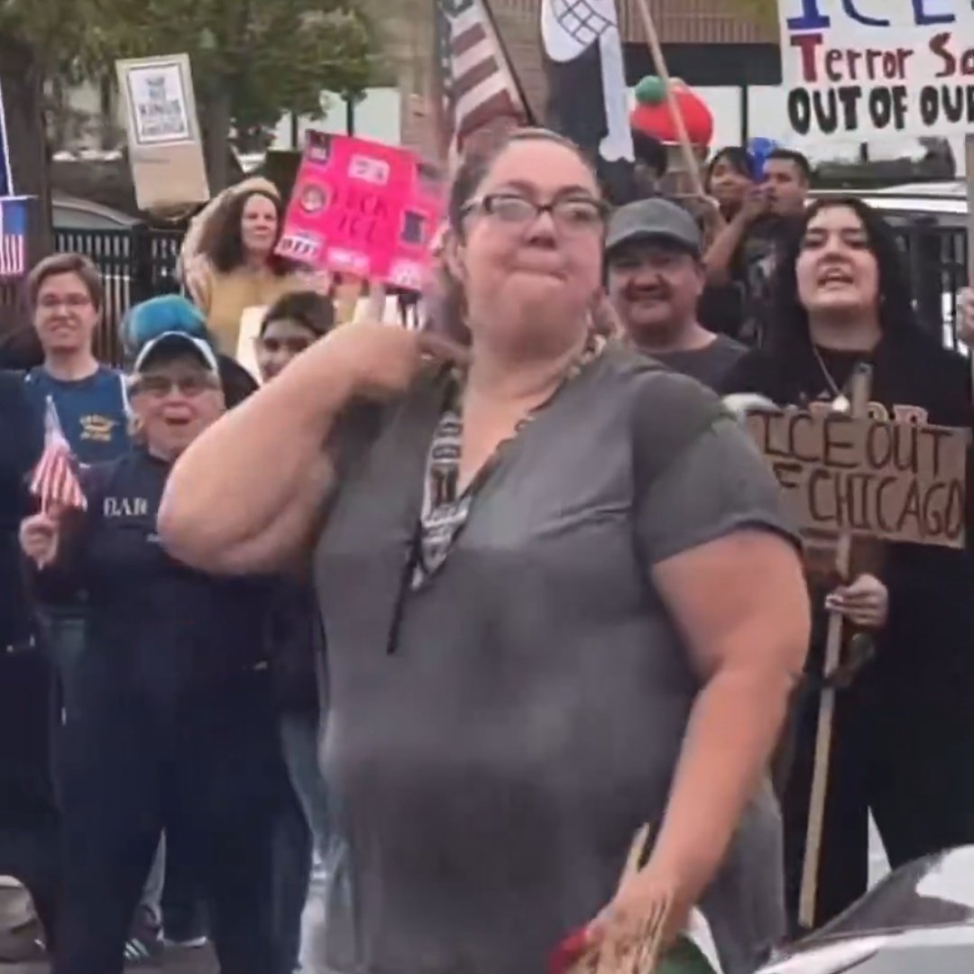 Jere_Memez's tweet image. The woman celebrating and threatening Charlie Kirk style assassination shouldn't be allowed to teach children. The school where she works has made no apologies.