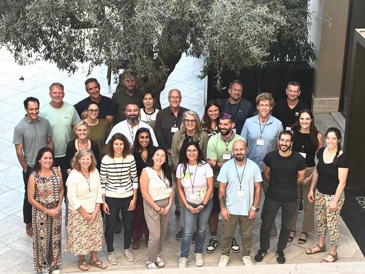 homodelphinius's tweet image. linkedin.com/feed/update/ur…

The first meeting of the #Global #Seagrass #FoundationModel has just wrapped up — and it was nothing short of amazing.

Brilliant minds from around the world came together, united by a shared love for seagrass and a shared vision.

Stay tuned!