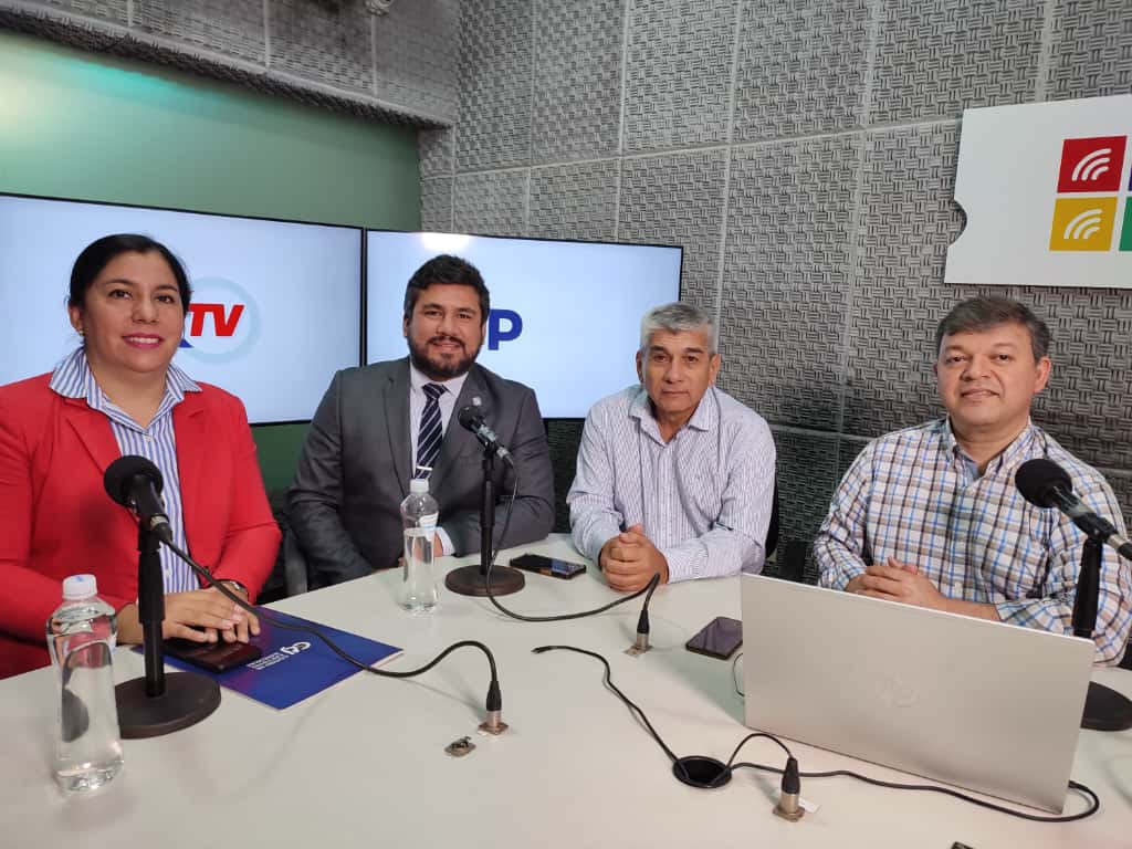 rnpy920am's tweet image. #LaMañanaNacional nos visitan la🗣️Dra. María J. Méndez, Dir. Gral. del Instituto Técnico Superior de la Defensa Pública y el🗣️Dr. Adrián Arévalos, Pdte. de la Asociación de Defensores Públicos del Paraguay. Nos hablan del XI Congreso Nac. del @MDN_PY 

📻radionacional.gov.py
