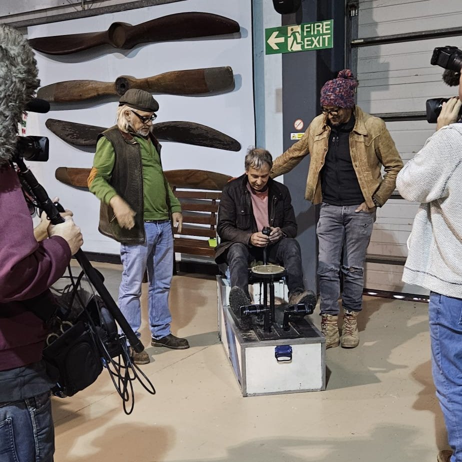 armyflying's tweet image. Look who’s been filming at @armyflying  today! 🤩📹

We were thrilled to welcome @HenryColeTV   and @AllenMillyard   to shoot footage for Shed and Buried 🎬

Fans of the show will know it features the restoration of a Bell Sioux 47, which appeared at Wallop Wheels &amp;amp; Wings 2025🚁