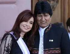 juan0car0B's tweet image. #EvoMorales, SU NUEVO DOMICILIO #SanJosé1111
QUE ORGULLO PARA LOS #PROGRES VER A LOS DOS EN EL BALCON NO?
SOLO FALTARIA #CORREA Y JODA, JODA, JODA
NO, NO A #MADURO LE ESPERA ALGO MAS CALIDO EN ZONA DEL CARIBE