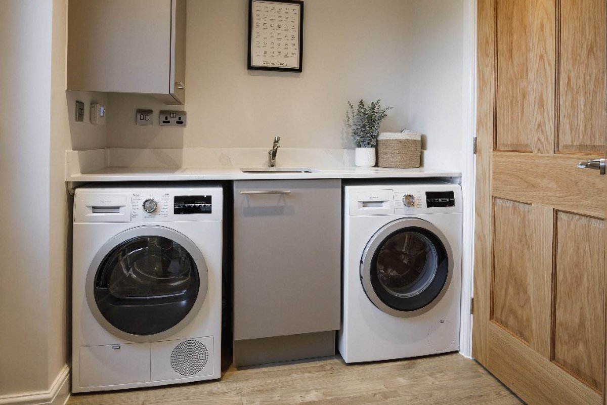 Create Homes tweet media