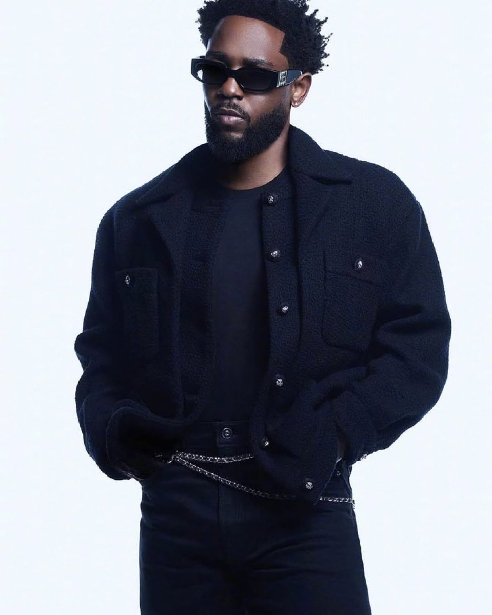 nikigoneshine's tweet image. Kendrick Lamar has been crowned PEOPLE’s Sexiest Man Alive 2025.