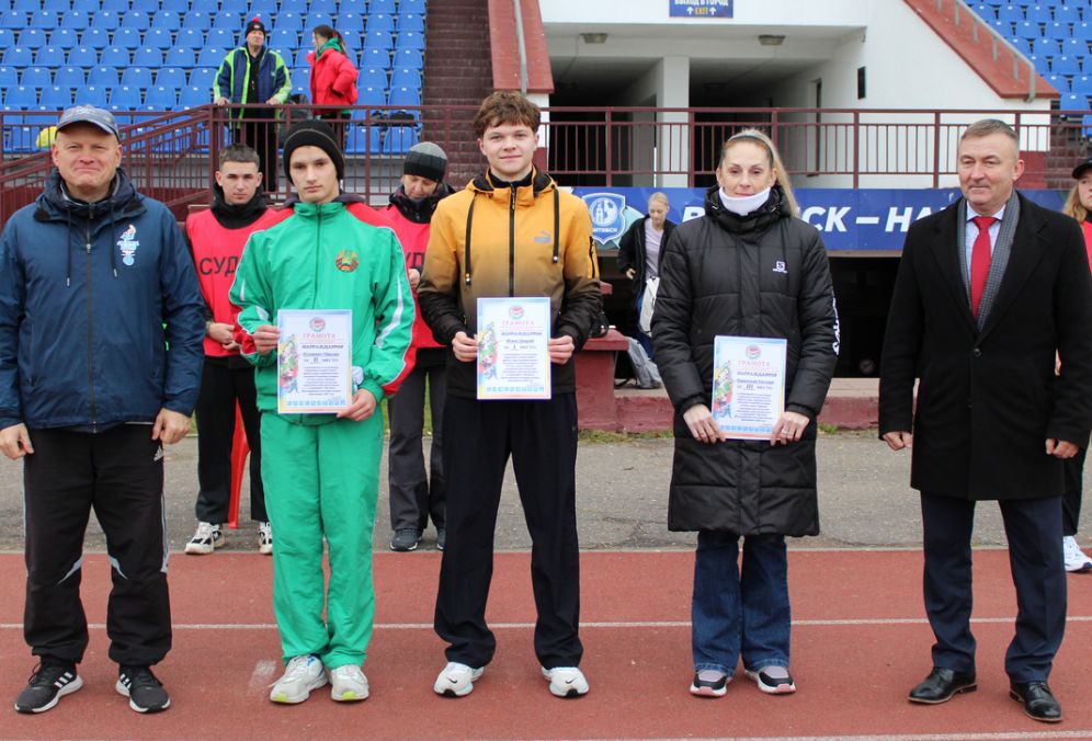 yo_vstu's tweet image. Команда ВГТУ – победитель соревнований по летнему многоборью «Здоровье»

С 15 по 17 октября 2025 года в рамках программы круглогодичной спартакиады на базе физкультурно-оздоровительного комплекса ГУ «ГФСК Витебск» прошли соревнования по летнему многоборью 
vstu.by/news/3366-koma…