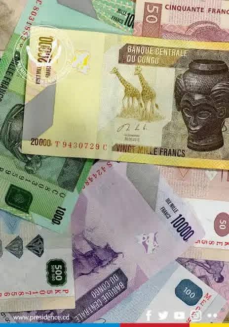dan_ndjibu's tweet image. 🛑#RDC🇨🇩: Taux de change indicatifs du jour selon la Banque Centrale du Congo (#BCC). Une légère dépréciation du Franc Congolais et légère appréciation du dollar américain.
📅 Lundi 20 octobre 2025
🇺🇸 1 USD = 2 164,6736 CDF
🇪🇺 1 EUR = 2 535,0374 CDF
🇨🇳 1 CNY = 303,8655 CDF…