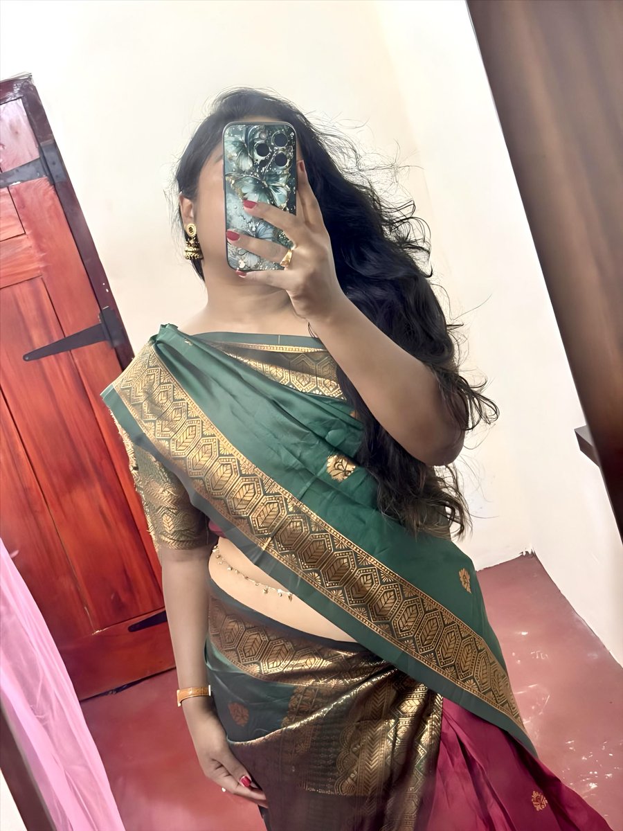 THUSHI_FLY's tweet image. இனிய தீபாவளி நல்வாழ்த்துக்கள் ❤️