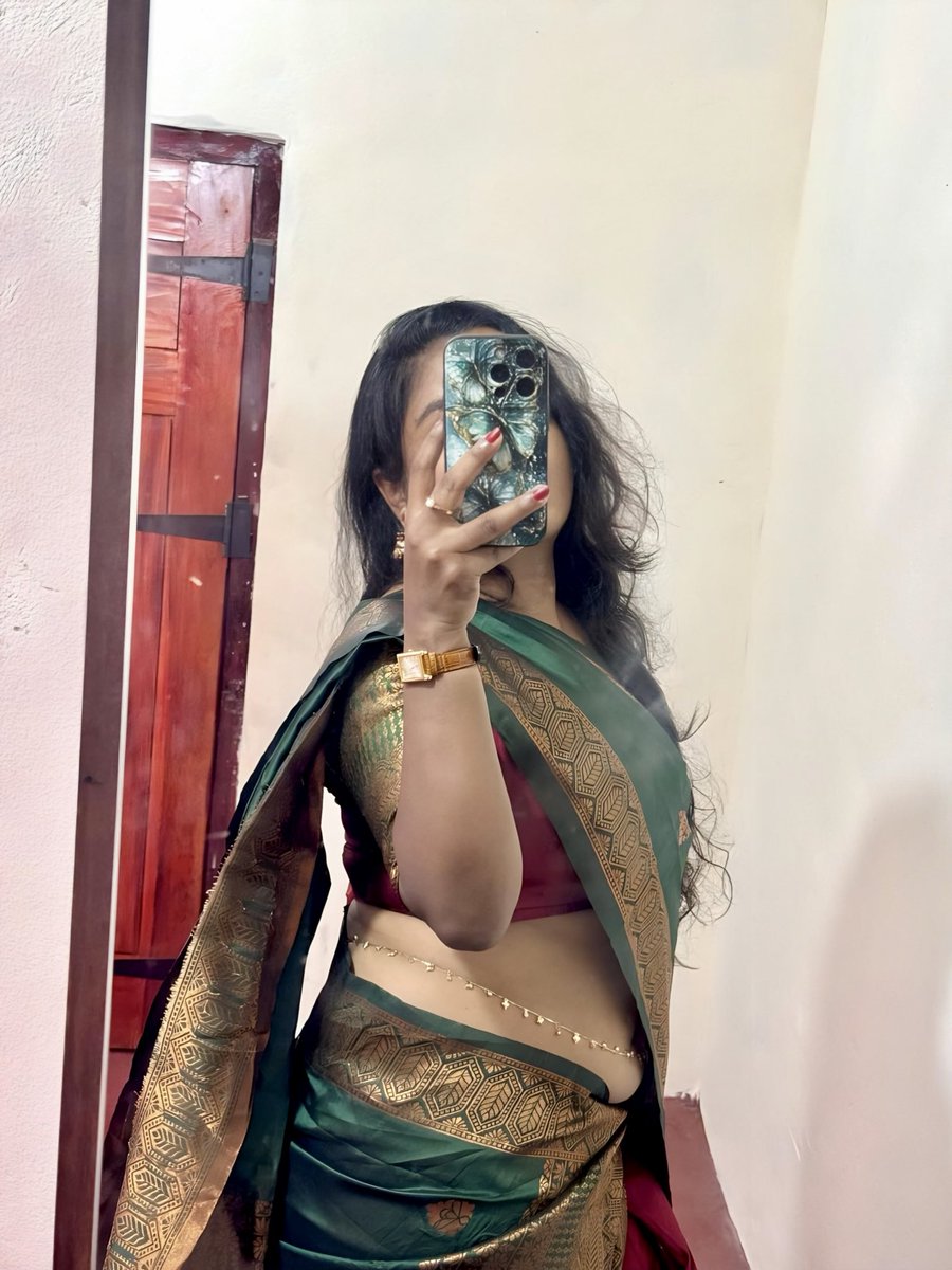 THUSHI_FLY's tweet image. இனிய தீபாவளி நல்வாழ்த்துக்கள் ❤️