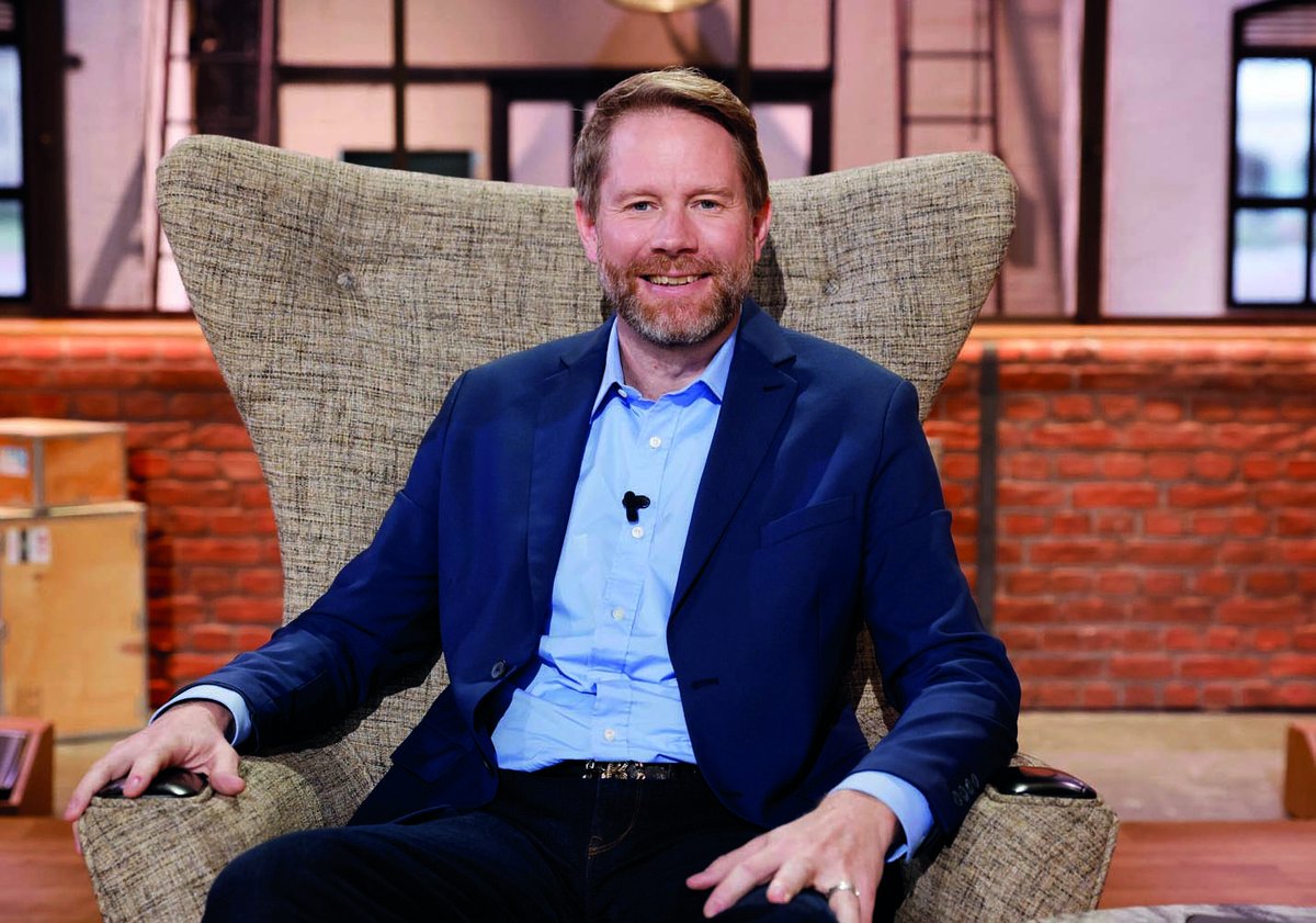 CerfiaFR's tweet image. 🇫🇷 FLASH | Éric Larchevêque, cofondateur de LEDGER, très critique envers la situation actuelle de la France, déclare qu’il lui est « devenu impossible de rester spectateur ». L’entrepreneur veut se LANCER dans une « alternative radicale entrepreneuriale » pour « offrir une…