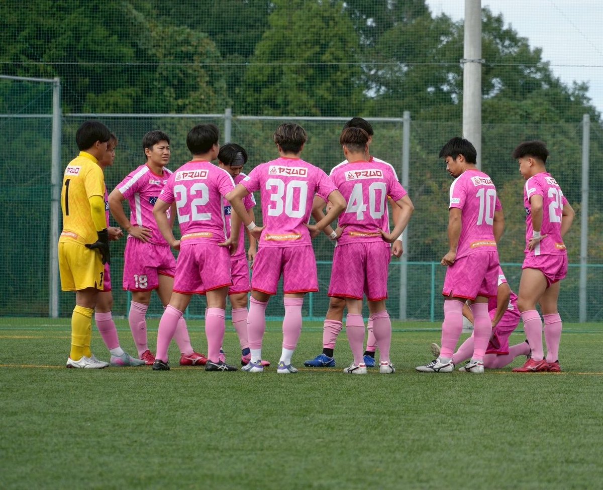 滋賀県社会人1部リーグ第9節🏟️

見事勝利し、リーグ戦9連勝✨

あと残り2試合、府県リーグに向けて
絶対に負けられない戦いが続きます🔥

皆さん熱い応援よろしくお願いします🤲

#ヴィアベンテン滋賀
#滋賀県にJリーグを
#黒ちゃん