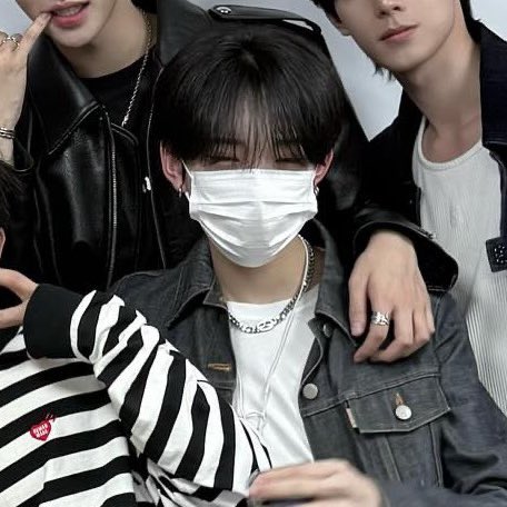 눙.. tweet media