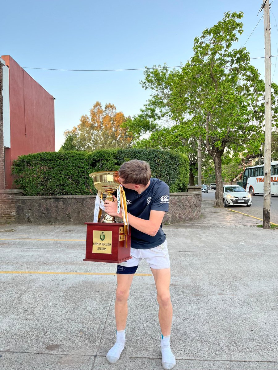Thiago__hait's tweet photo. 🏆🏉 https://t.co/NcplrP6fBn