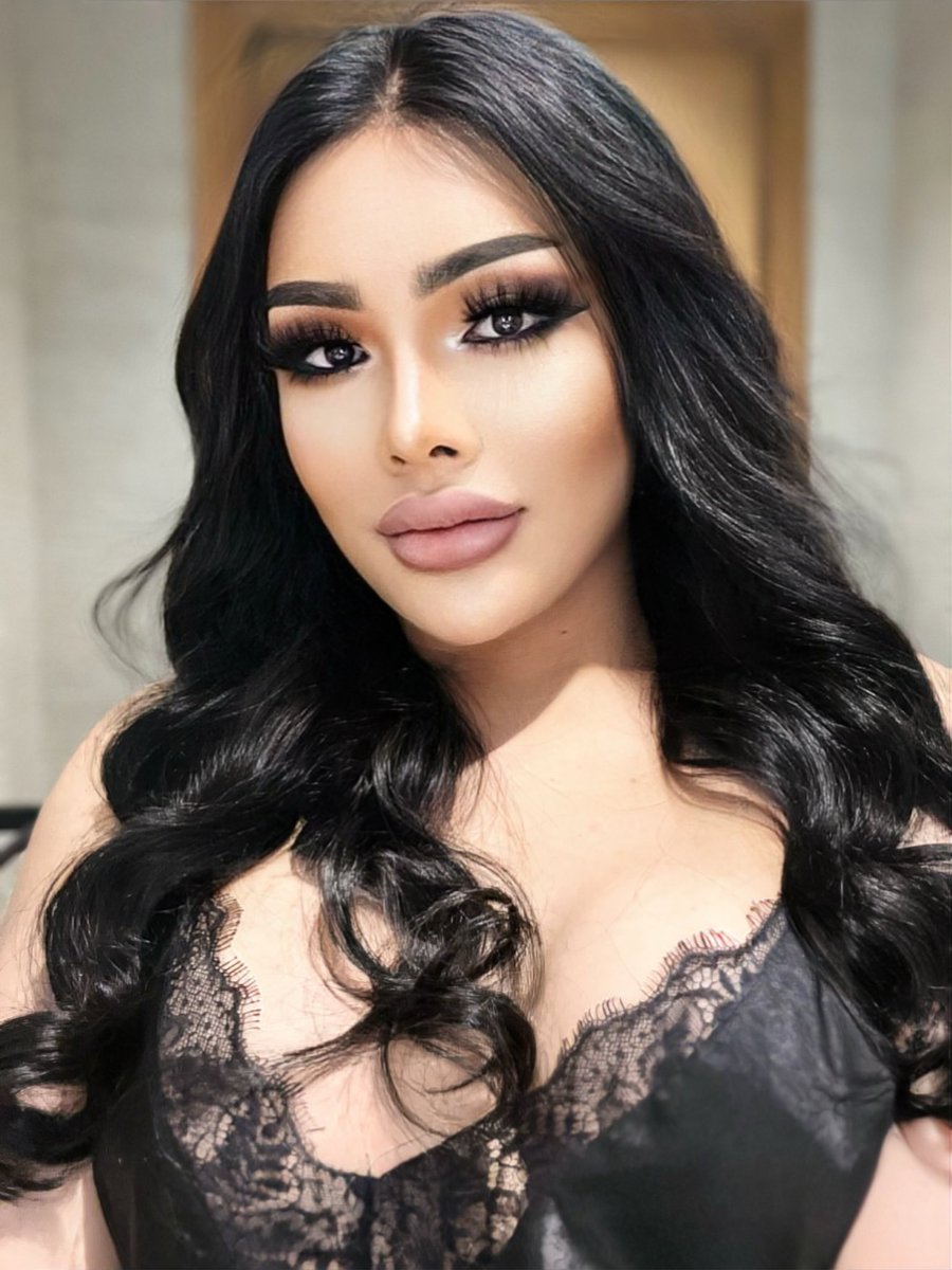 uddber's tweet image. #jeddah_ladyboy 
#ladyboy_jeddah
#ladyboy_both_in_jeddah