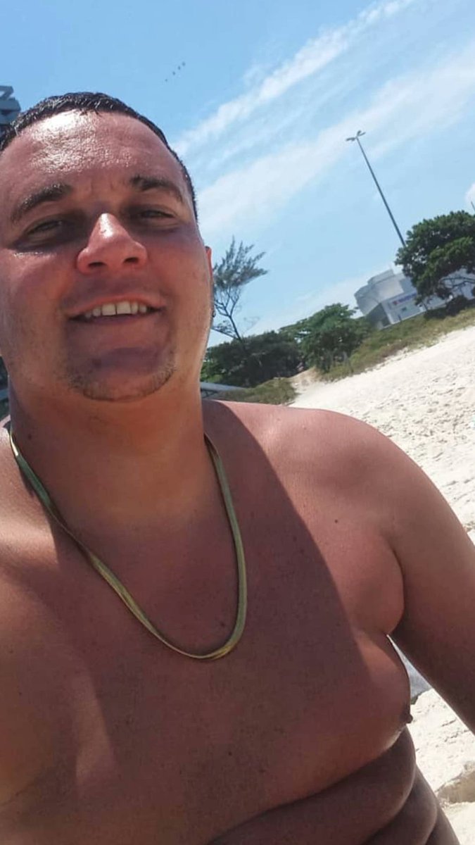 Corridinha fluiu pela praia agora bora beber 🏖️🏃‍♂️🍺