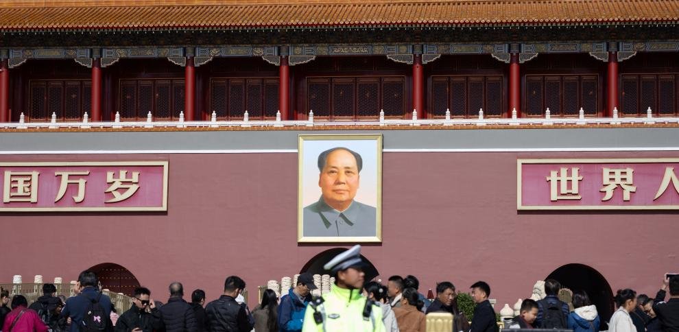 Xi Jinping purga a la cúpula militar antes de esbozar el nuevo plan quinquenal lavanguardia.com/internacional/…