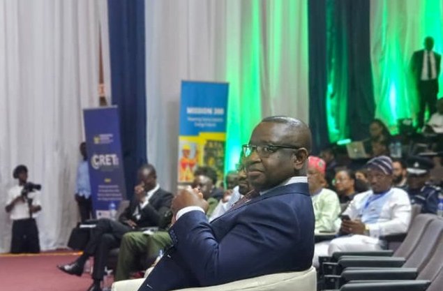 IRENA's tweet image. 🇸🇱 DG @flacamera commended Sierra Leone’s commitment to a just and inclusive #EnergyTransition at #CRET2025 in #Freetown.

With President @julius_maadabio in attendance, he underscored the #APRAfrica Forum this week as an opportunity to help translate ambition into action.