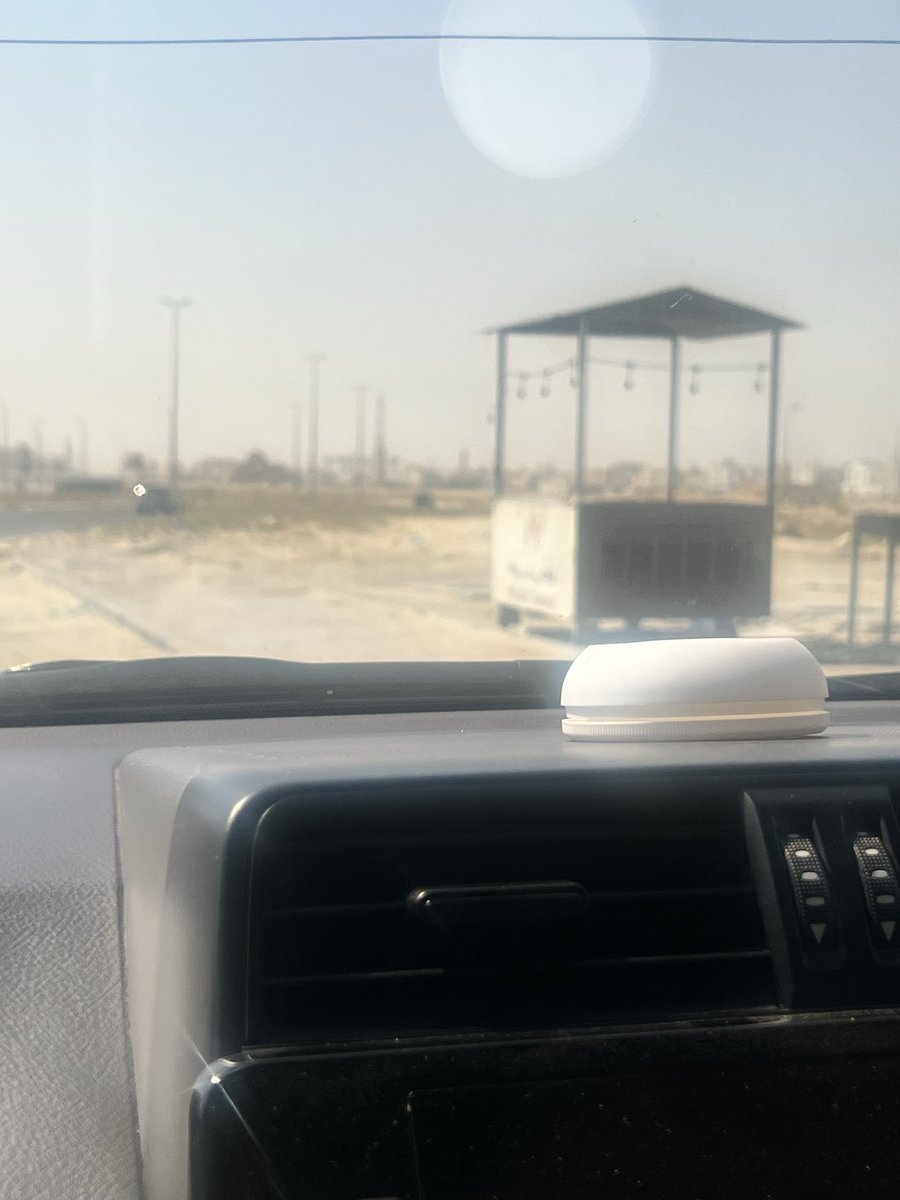 khalaf1433's tweet image. نرجو من الجهات المختصة تفعيل الرقابة الميدانية حمايةً للمظهر الحضري
المسؤولية تقع على الجميع: جهات رسمية، مواطنين، ووافدين
المحافظة على المرافق العامة واجب وطني قبل أن يكون نظامًا إداريًا 🇰🇼

#مدينة_صباح_الأحمد #CommunityResponsibility #Kuwait #Kuwait_Municipality #أنسنة_المدن