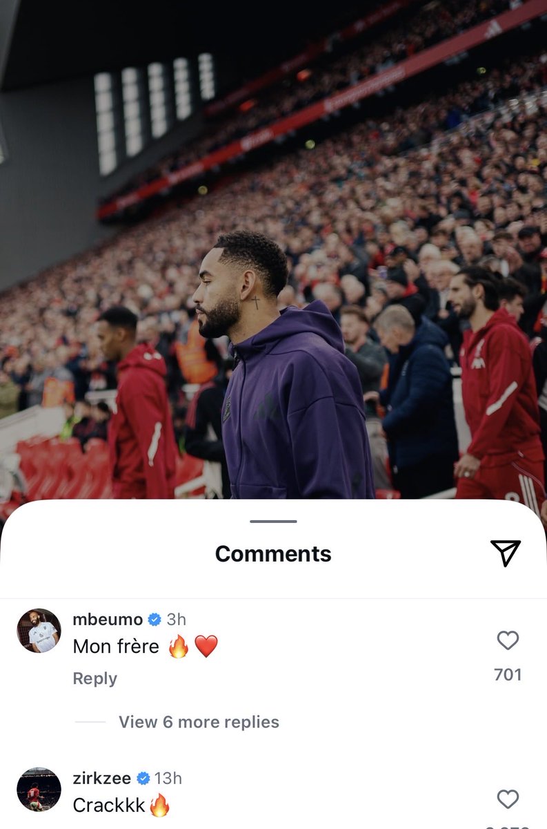 📲 Mbeumo and Zirkzee replying to Cunha ❤️😍
