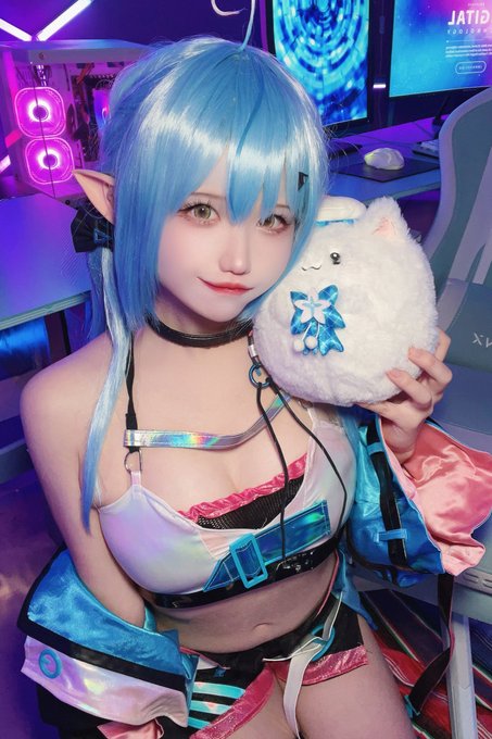 Twitterのコスプレ画像11